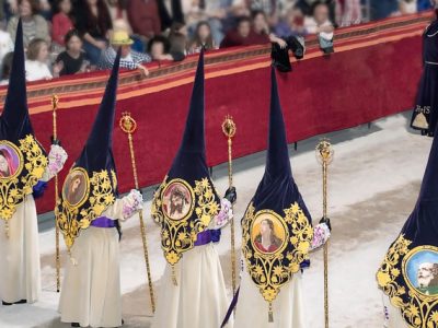 El pregón de la Semana Santa en Sevilla. Procesión en Sevilla
