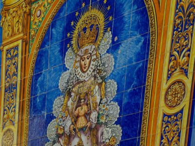 Mosaico cerámico de la Virgen del Rocío
